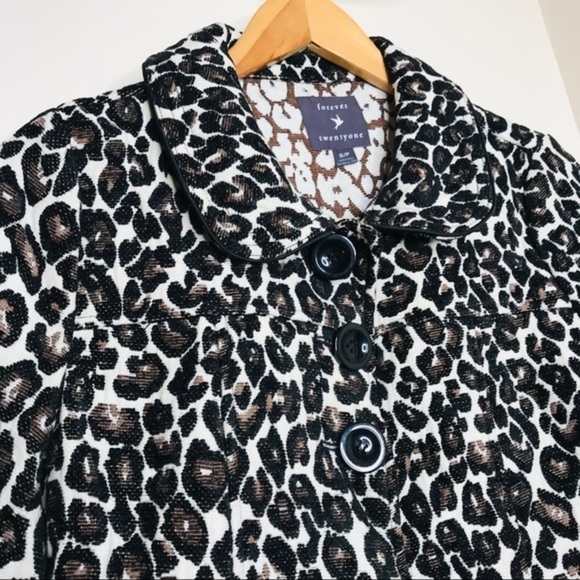 FOREVER 21 Leopard Button Women’s Dress Jacket - Picture 4 of 12